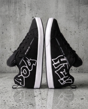 fd2e475c-fce6-44cc-9568-323a9d654355 Tenis Hey Dog Rex Nobuck negro